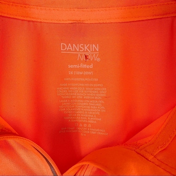 DANSKIN NOW performance pulloverTop - Picture 3 of 9